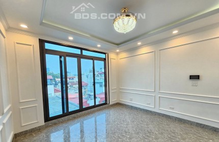 Nhà Đẹp Trần Thái Tông, Cầu Giấy – Căn hộ dòng tiền – 55m2 – 8 T – Thang Máy – 11 tỷ.